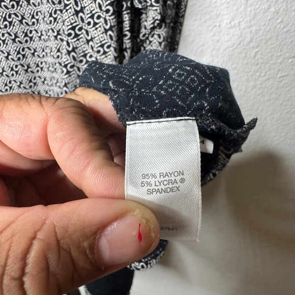 J‎ Jill WearEver Collection Black White Geometric Print Long Sleeve Tunic Top XL - Picture 3 of 8